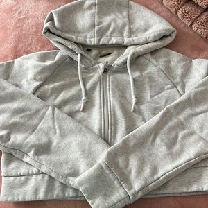 Gymshark women’s cropped hoodie